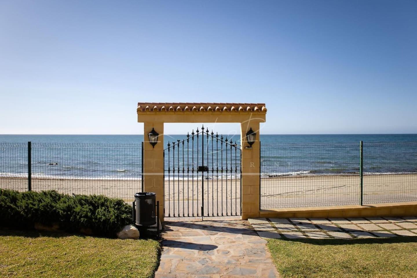 شقة Enjoy2Rent Lubina Del Sol Mijas Sitio de Calahonda المظهر الخارجي الصورة